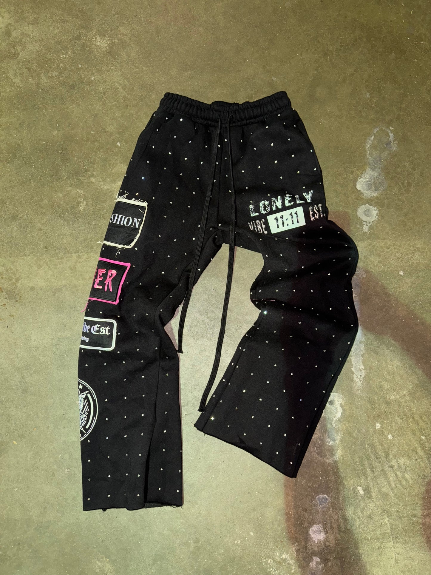 PATCHWORK SWEATS